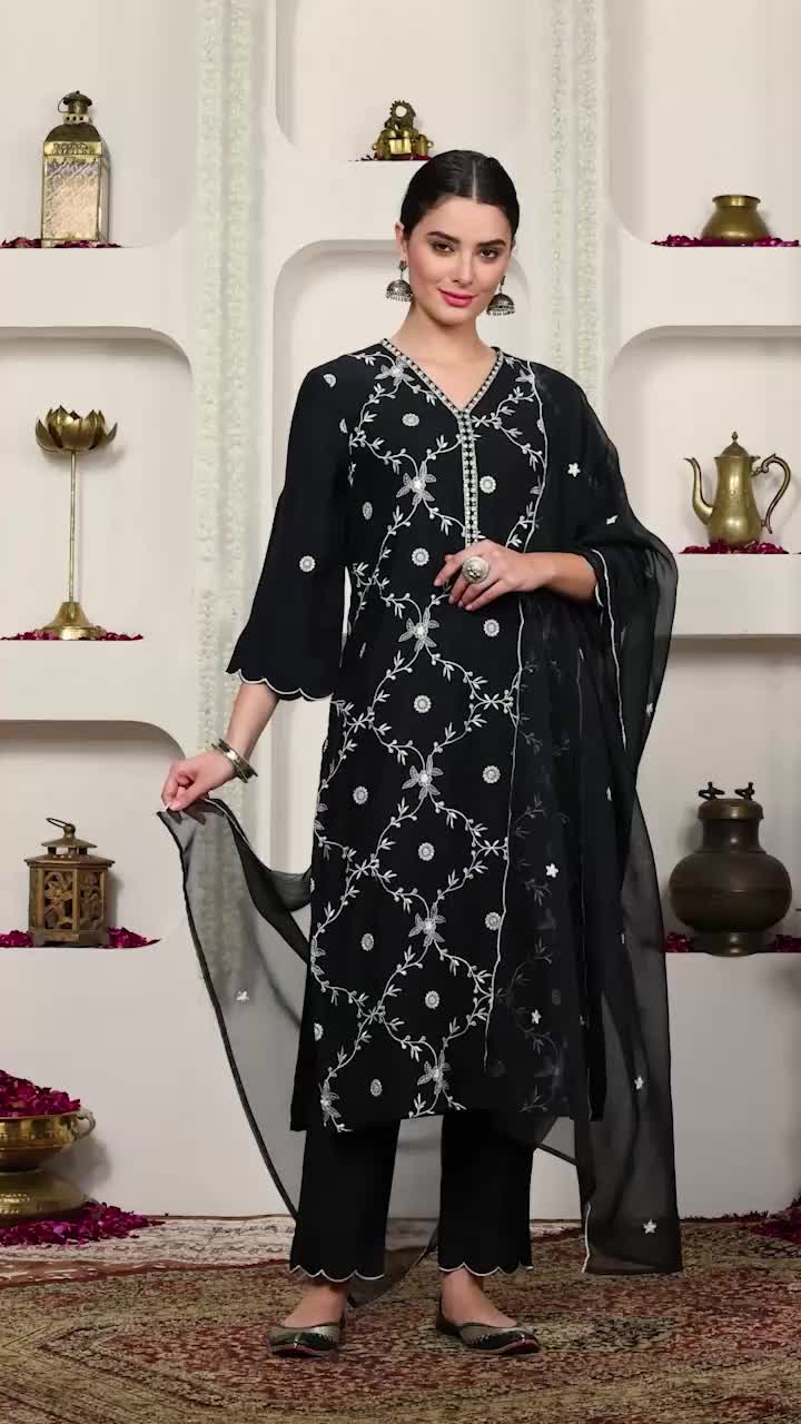 Mikomori Wavy Suit (S0024) ブラック Buy Amazon Brand - Myx Women's Embroidered Kurta Pant Set with